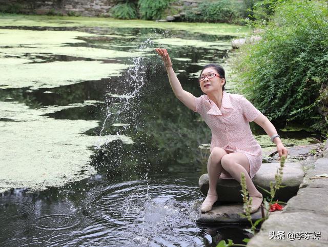 同学聚会说说幽默短句，同学聚会搞笑短句（快乐时光总是那么美好）