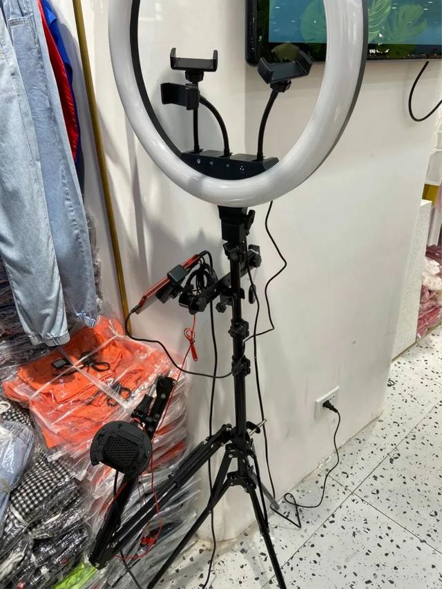 快手怎么无人直播带货，快手无人直播带货不封号吗？