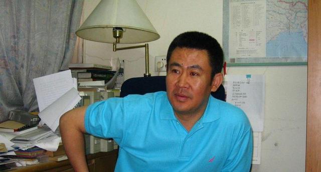 cctv主持人，最美cctv主持人（央视再也见不到的4位主持人）