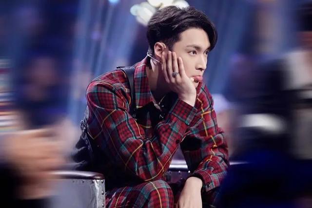 sm是什么意思啊女生，张艺兴与SM公司合约到期（Sm是什么意思啊）