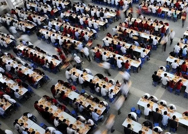 分享经济模式如何赚钱，共享经济赚钱吗知乎（烂大街的“分享”）