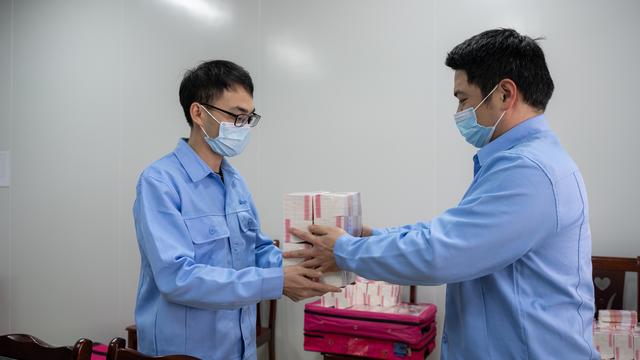 团队技术人员的介绍，团队技术人员的介绍词（在技术创新中大展宏“兔”）