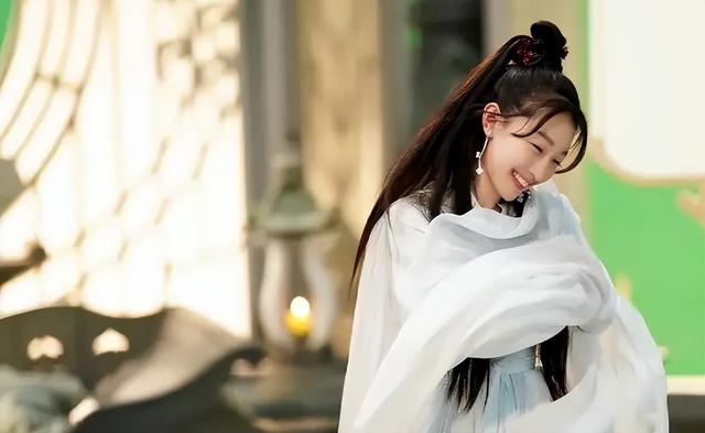 刘涛林心如还在演少女，而42岁的她，已经演了10年妈妈了