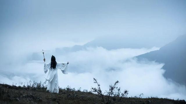 被人看不起应该怎么办，被别人看不起怎么办（当你被别人看不起的时候）