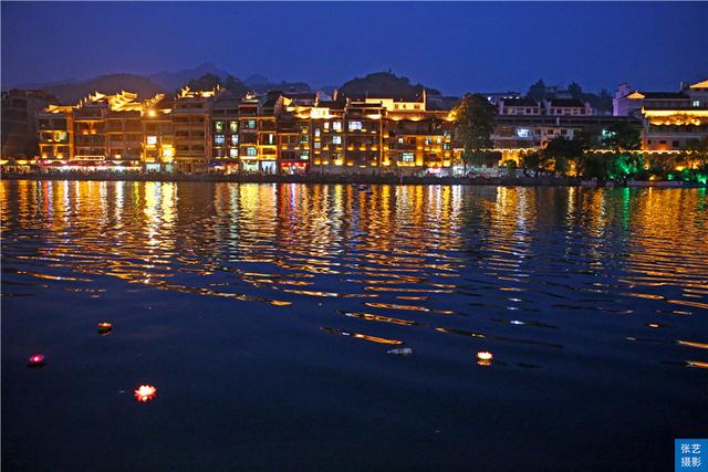 东方威尼斯是哪个城市，世界上最长的首都名字是哪个城市（贵州镇远端午节热闹非凡）