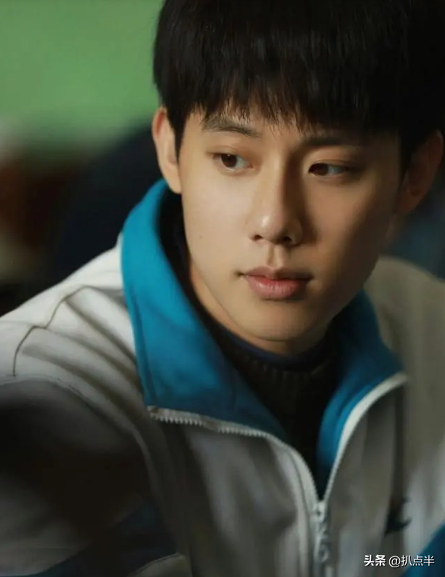 影视演员周奇个人简介，周奇、郭子凡正面PK