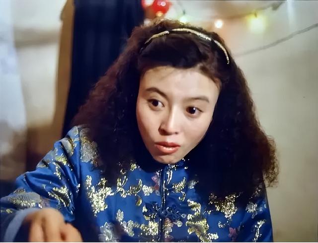 春节的内容30字，春节的由来简介30字（赵丽蓉老师凭此片拿下影后）