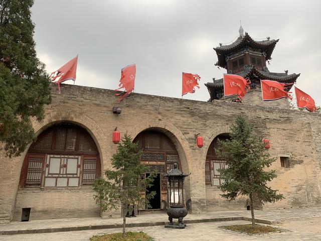 山西历史古城介绍，庭院深深中透着富华