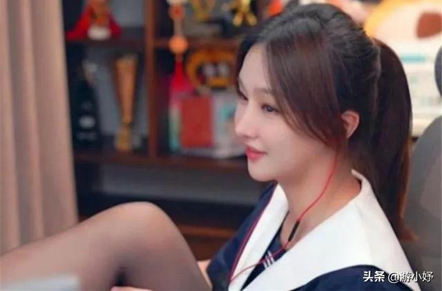 I miss you./小妤，instagram下载（Miss水手服扮相破圈成功图片）