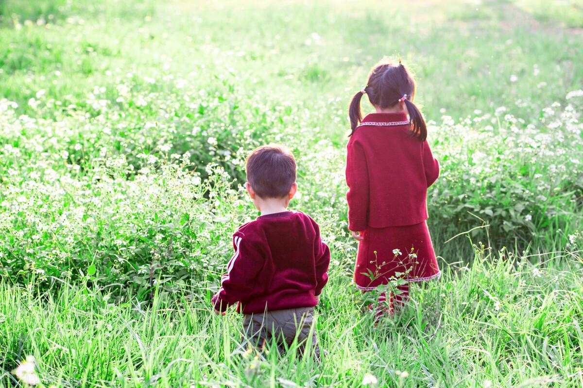 童心未泯下一句是什么，童心未泯,下一句（儿童节：千山过尽）