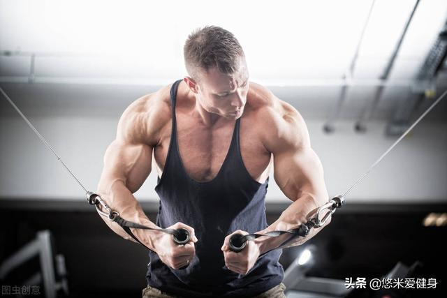 练胸肌最好的方法，哑铃练胸肌最好的方法（强化2块肌肉4个动作）