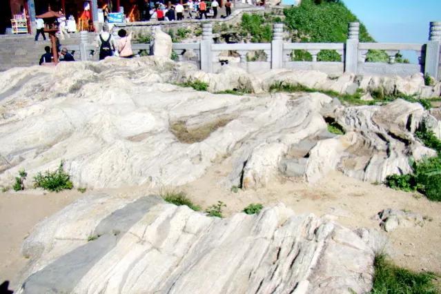 泰山好玩吗，泰山旅游攻略（此生不老，必去泰山）