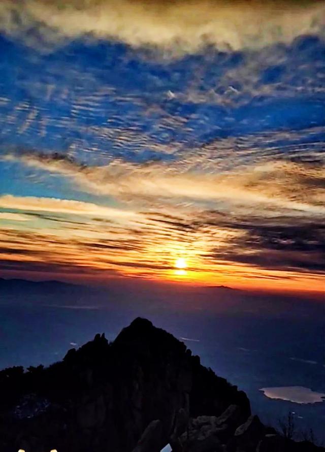 泰山好玩吗，泰山旅游攻略（此生不老，必去泰山）