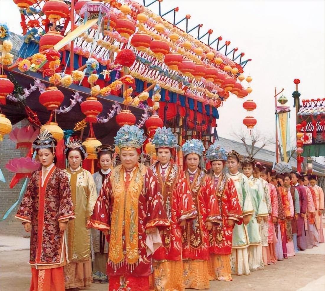 一品夫人是什么地位，什么叫一品夫人（这个封号除了能领钱）