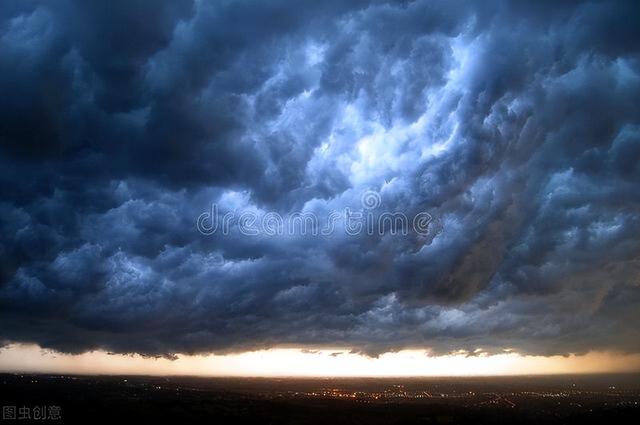 女主很乖很软的末世甜宠文，末世重生甜宠文推荐（七本女主是娇软美人的末世文）