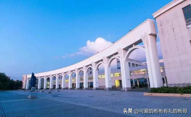 上海对外经贸大学有哪些专业，比较好的王牌重点特色专业（市属重点财经类院校）