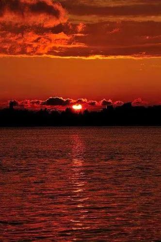 落日余晖图片，落日余晖（壁纸：黄昏夕阳）