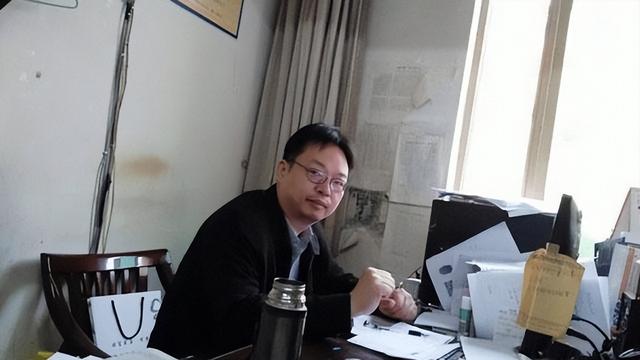 招聘广告怎么写，招聘广告怎么发吸引人（看看这个“最苦招聘广告”）