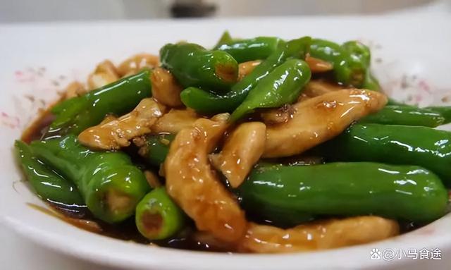 鸡肉和什么菜搭配最好，炒鸡肉放什么配菜好吃（收藏起来太实用了）