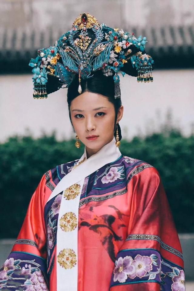 唐艺昕甄嬛传演的谁，唐艺昕在甄嬛传里演什么角色呢（“蛇蝎女孩”异军突起）