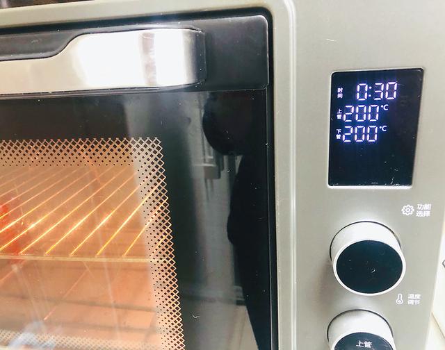 烧饼油酥怎么调配，油酥烧饼的做法与配方（按照这个比例一次成功）