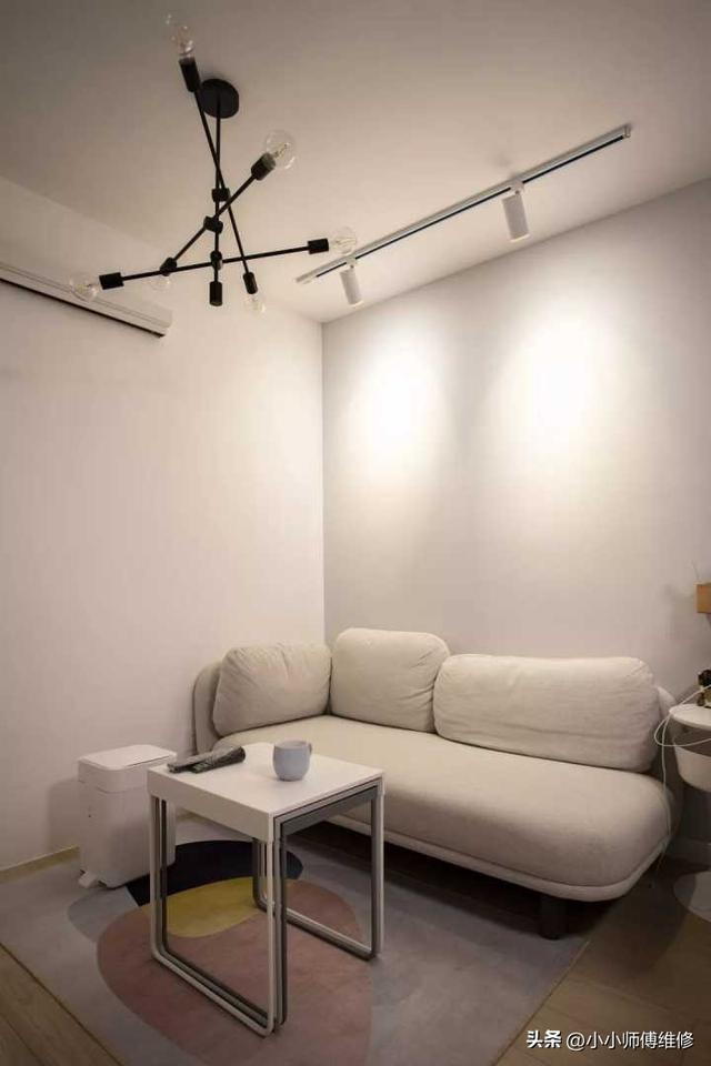 小卧室灯具怎么选，小卧室灯具怎么选购（卧室灯怎么选不会闪瞎眼）