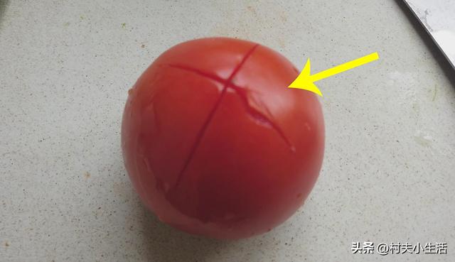 西红柿如何去皮，粉果番茄的功效与作用（西红柿去皮很简单）
