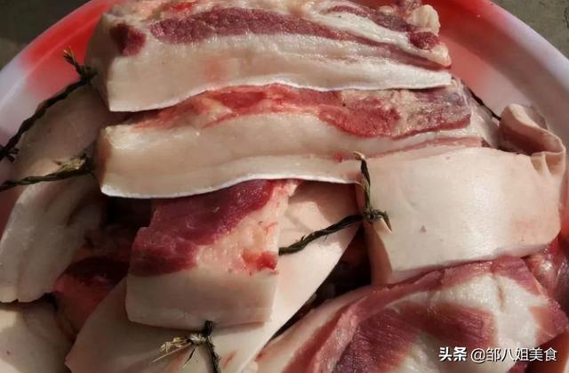 怎么腌肉不会坏，怎么样腌制猪肉不会坏（腊肉不霉不臭味正宗）