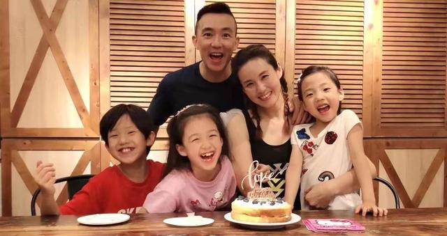 刘畊宏老婆个人资料，刘畊宏妻子是谁（刘畊宏的老婆王婉霏：连生三胎）