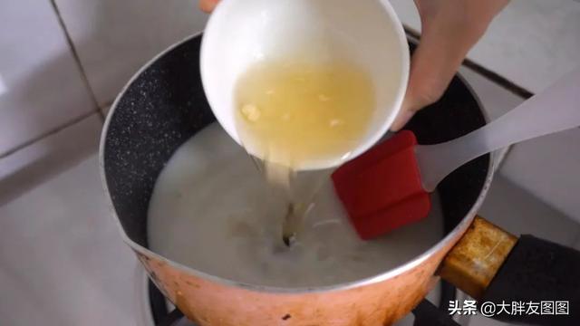 椰浆可以做什么，椰浆可以做什么简单糕点（自制爽滑椰香奶砖）