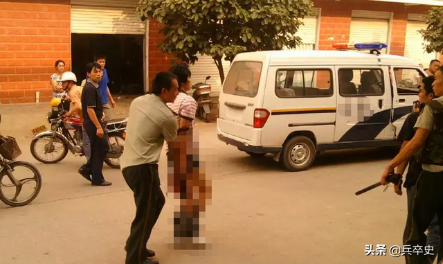 北京动物园百米巨蟒，太平洋底惊现百米巨蟒（海南巨蟒为报恩甘当“保镖”）