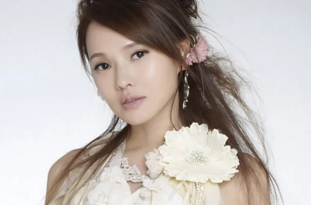 庾澄庆和伊能静：相伴23年未能走到婚姻尽头，分开是最好的选择