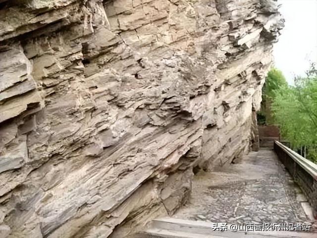 假日游五台山攻略必去景点，五台山的十景八奇
