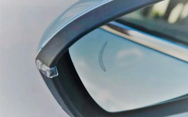 倒车影像突然不显示怎么回事，倒车影像不显示怎么回事（开车上路或能避免剐蹭）