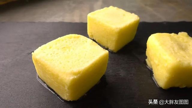 黄油是什么做的，真正的黄油是什么做的（教你自己在家做）