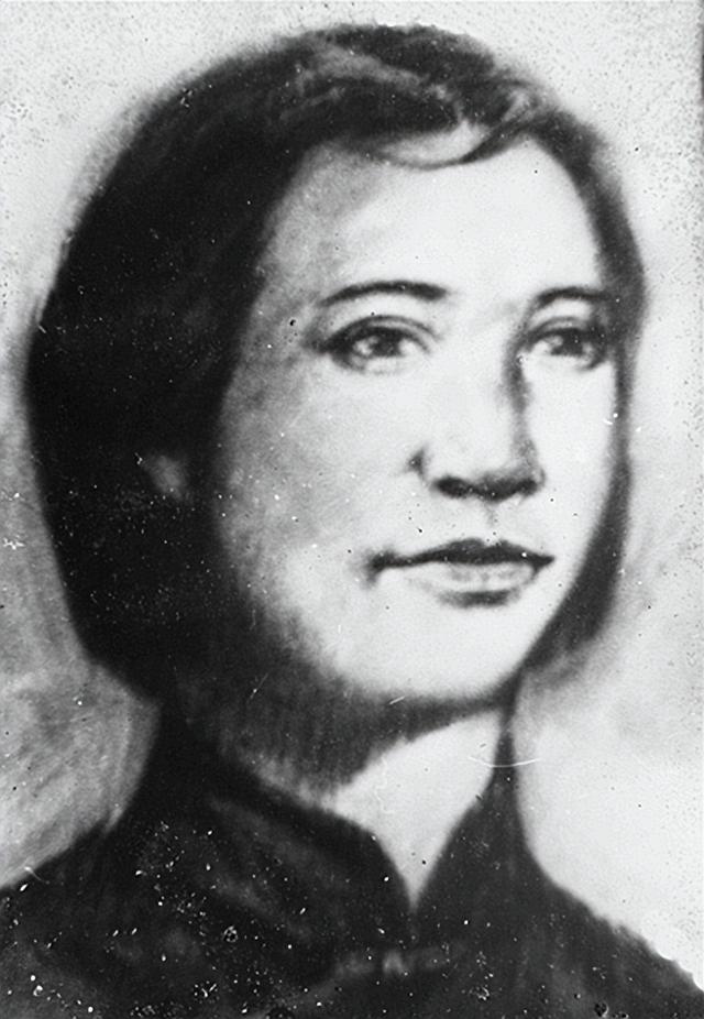 洪湖赤卫队贺英个人资料，1933年贺龙姐姐遇害