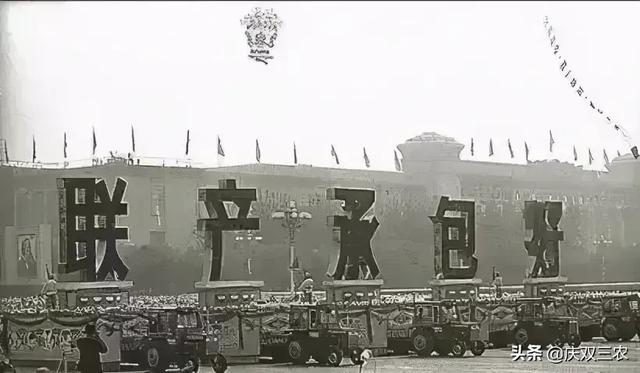 小岗村家庭联产承包责任制，家庭联产承包责任制（怎样理解土地承包责任制与分田单干）