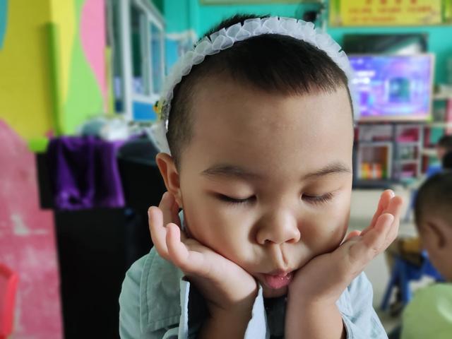学生上课捣乱，不认真听讲怎么办，学生上课捣乱（用这几招可以让他安静下来）