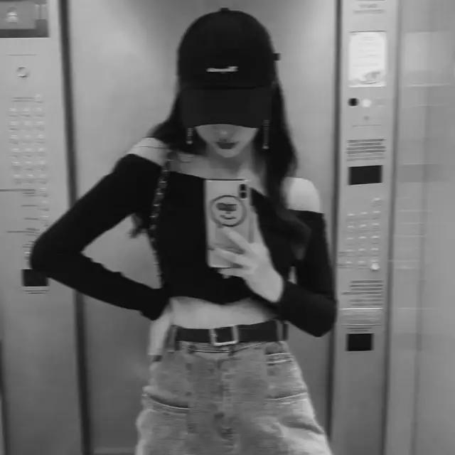 黑色系女生头像，黑色系女头（黑色系丨酷酷の微信头像）