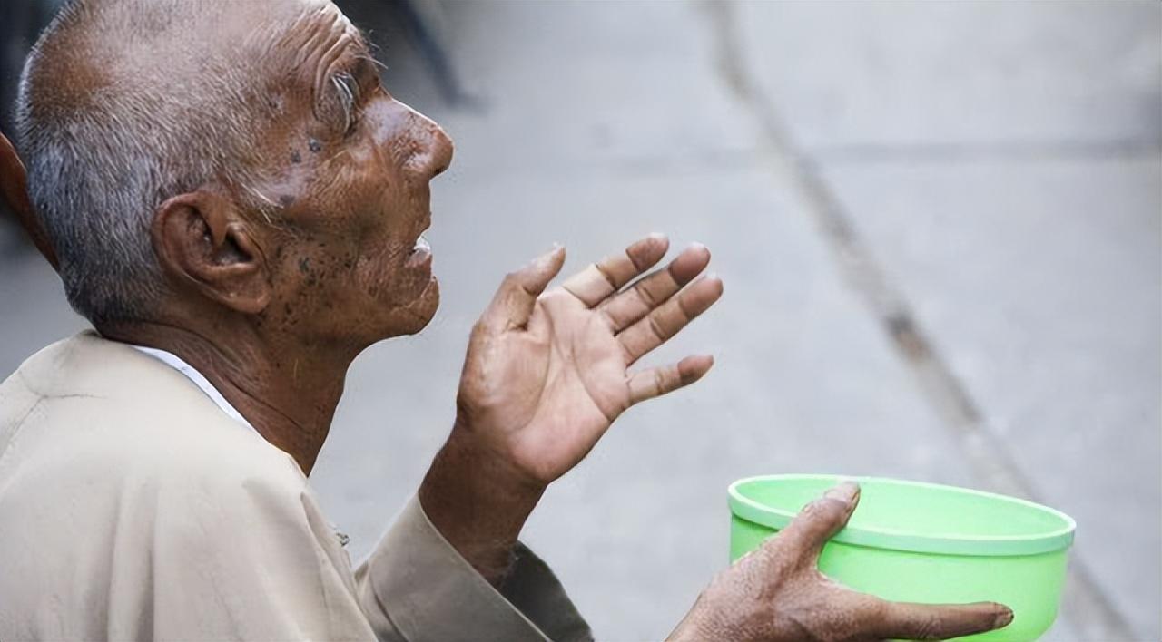 一个人是命好还是命苦,到了50岁便一目了然,真的是这样吗-图2