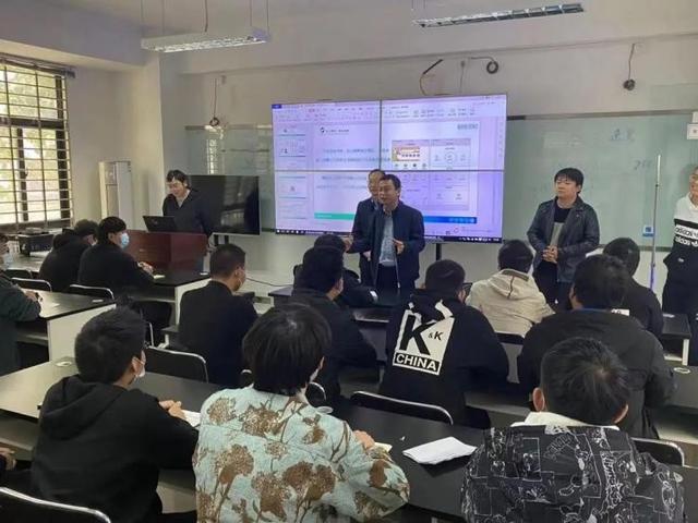 武汉光谷职业技术学院，武汉高职专科学校一览表（武汉光谷职业学院互联网+学院）