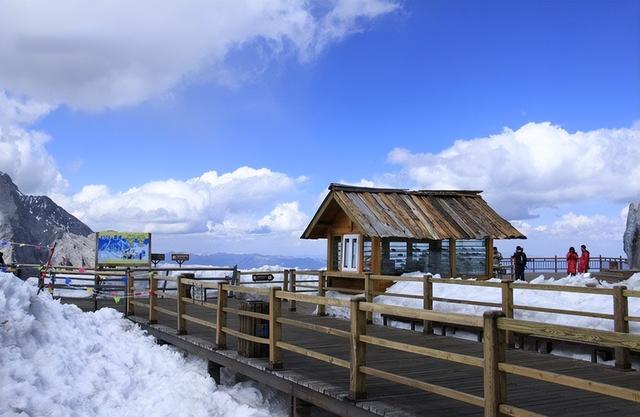 云南游玩攻略5天，云南旅游攻略5日游自由行（云南跟团旅游5天大概多少钱）