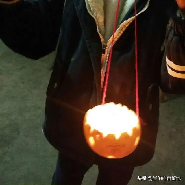 制作简易的小花灯，小彩灯制作方法（想起母亲做的“红薯花灯”）