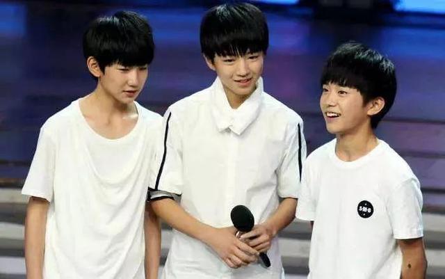 易烊千玺的真实年龄，易烊千玺14岁到17岁外貌变化（“谦逊低调”的易烊千玺）