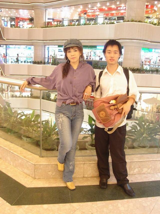 韩宝仪的歌曲大全100首，流行歌曲100首（穿吊带扎马尾似20岁）