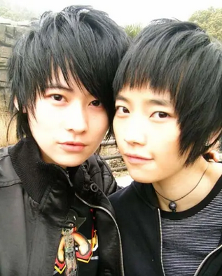 新科影后刘雅瑟的起落人生:18岁就上央视,落魄时却与狗一起喝粥