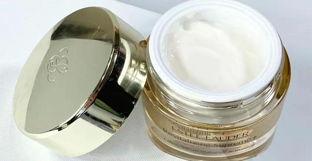 紧致抗皱护肤品排行榜，全球十大抗皱紧致排名（2023年热门“抗老面霜”排行榜）