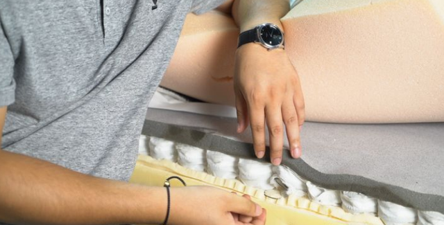 乳胶垫的使用寿命多长，乳胶垫能用洗衣机洗吗（为什么卖床垫的人）