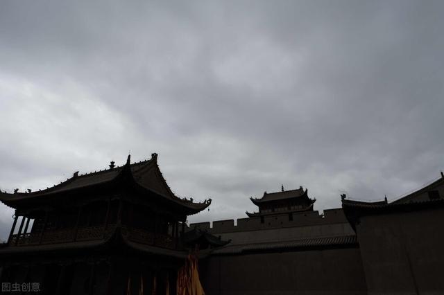 评价最高的十部架空历史小说完本，推荐完本后仍在巅峰的十本历史小说