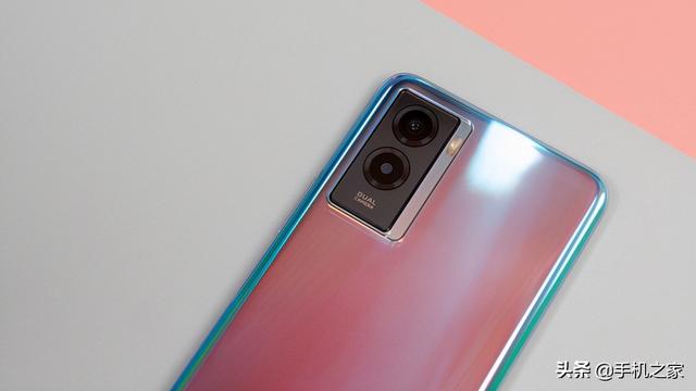 vivo y55a手机怎么设置存储位置，vivo手机怎么截屏（6000mAh大电池与定制大音腔扬声器加持）